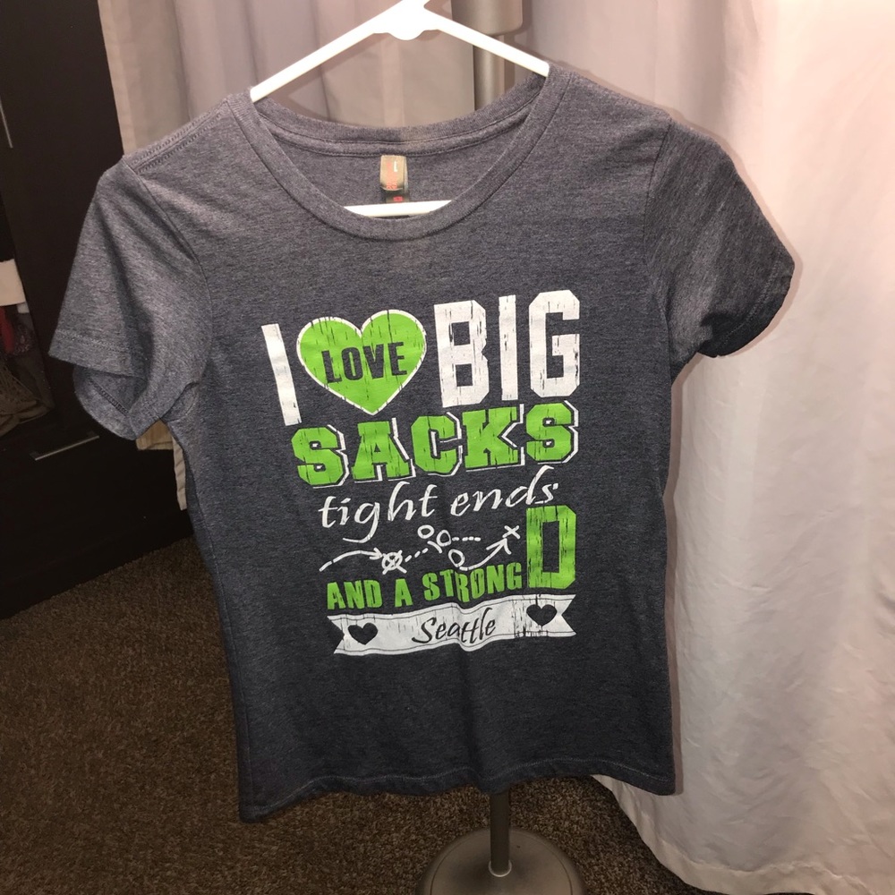 Seahawks top